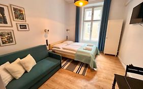 Supreme Apartment In The City Center
